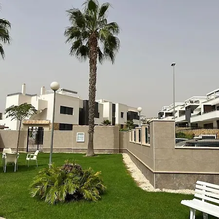Holiday home 3 Bedroom Townhouse In Alicante, Orihuela